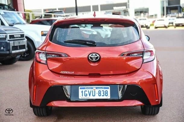 2018 Toyota COROLLA Ascent Sport image 5