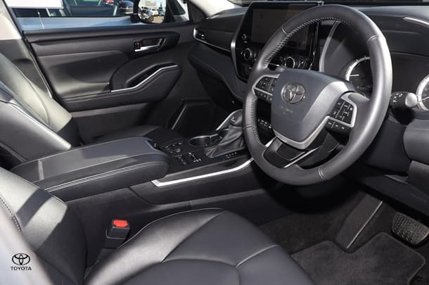 2024 Toyota Kluger GXL AWD image 17