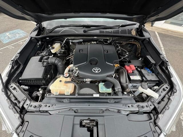 2022 Toyota Hilux SR5 image 10
