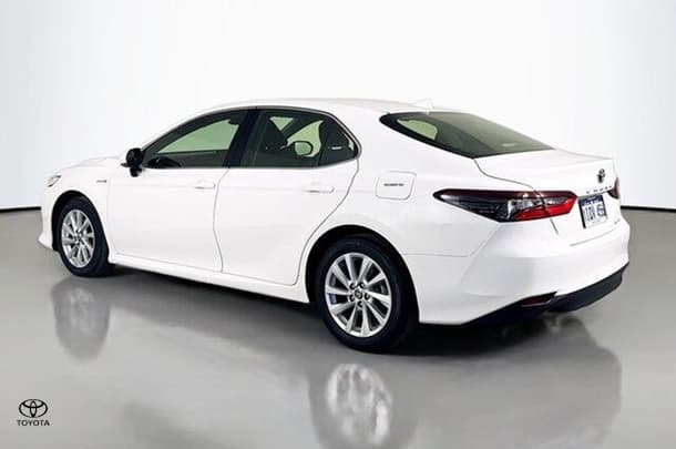 2021 Toyota Camry Hybrid Ascent image 6