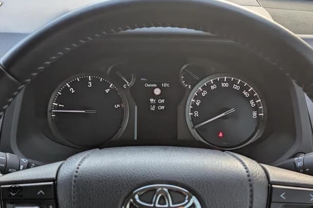 2021 Toyota Prado GXL image 31