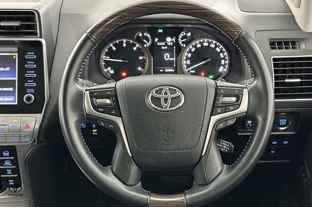 2022 Toyota Prado Kakadu image 19