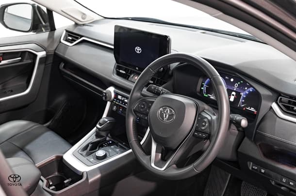 2023 Toyota RAV4 Hybrid Cruiser-AWD image 18