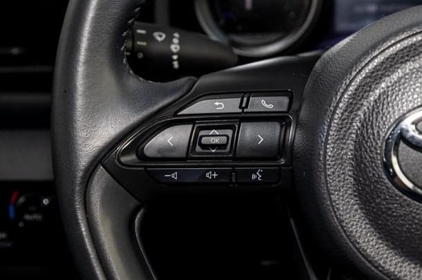 2020 Toyota Yaris Cross Hybrid GX image 12