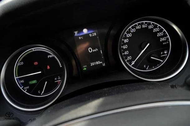 2022 Toyota Camry Hybrid Ascent image 13
