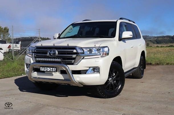 2020 Toyota Landcruiser VX image 3