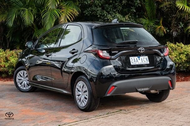 2024 TOYOTA Yaris Ascent Sport image 2
