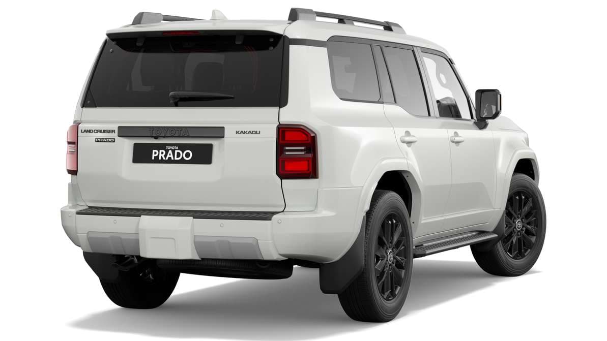 2025 Toyota Prado Kakadu Turbo-diesel image 3