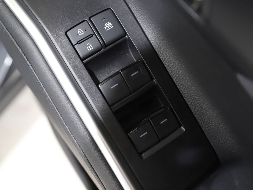 2023 Toyota Kluger GX-2WD image 19