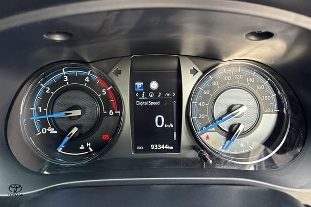 2020 Toyota HILUX Rogue image 21