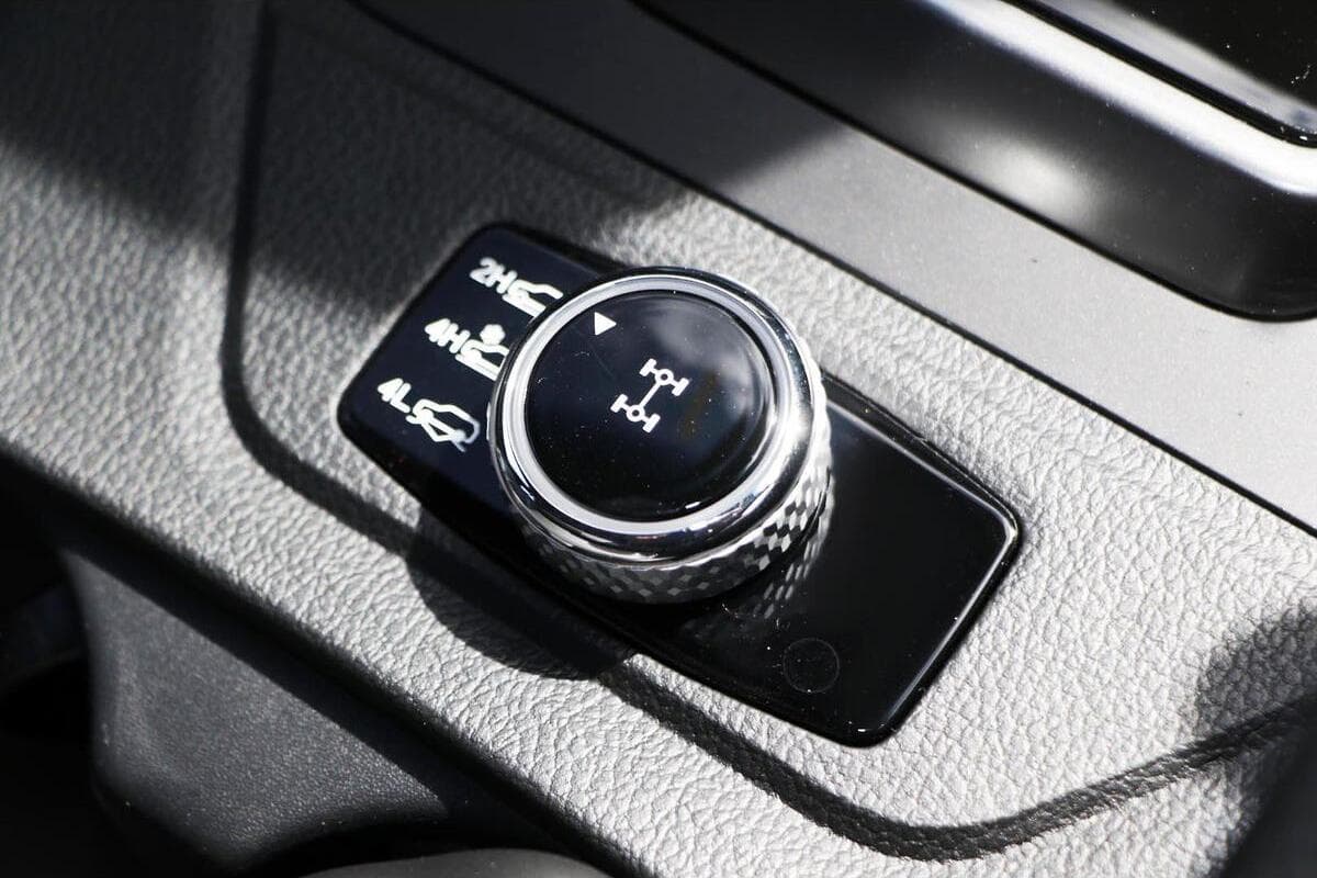 2024 SsangYong Musso Ultimate XLV Auto 4x4 MY24 image 13