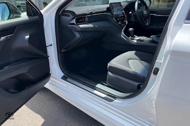 2022 Toyota Camry Ascent Sport image 11