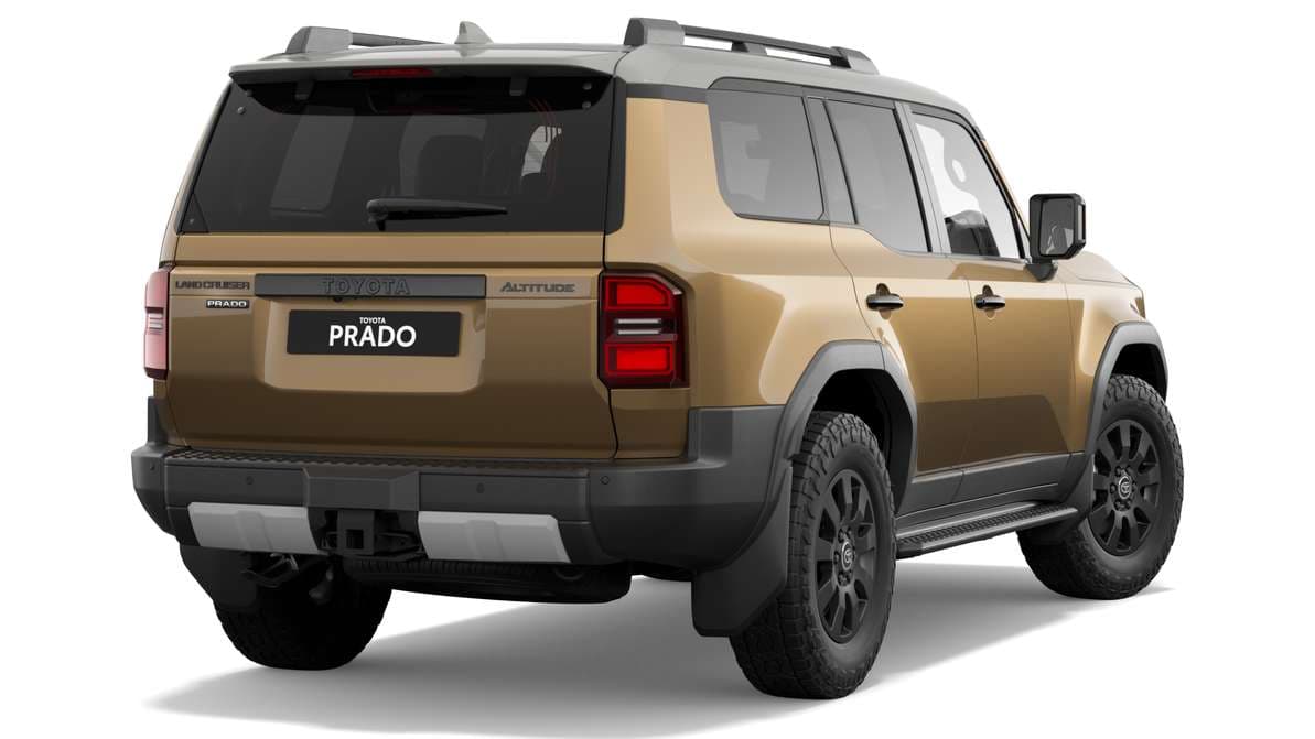 2025 Toyota Prado Altitude Turbo-diesel image 3