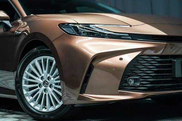 2025 Toyota Camry Hybrid Ascent Sport image 2