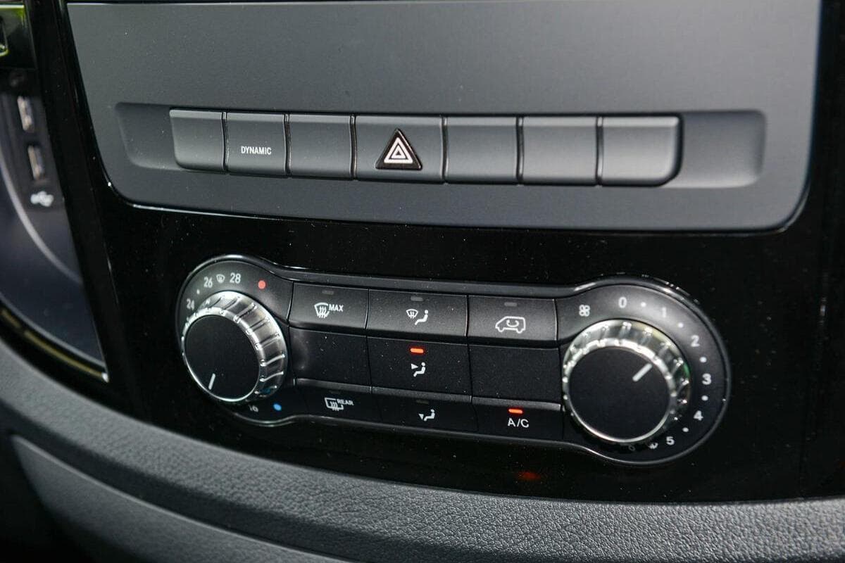 2024 Mercedes-Benz eVito 112 Medium Wheelbase Auto image 7