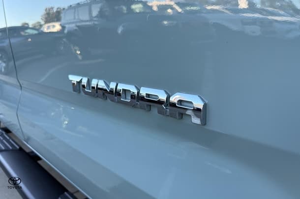 2024 Toyota Tundra Limited image 7