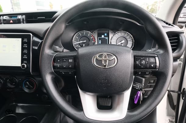 2023 Toyota Hilux 4x2 Workmate image 19