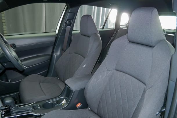 2023 Toyota Corolla Cross HV GX image 18