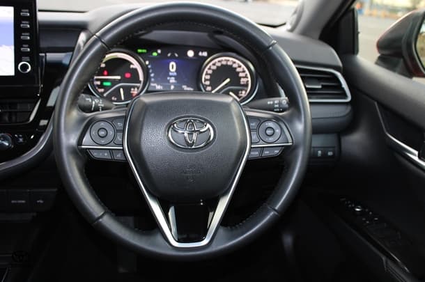 2023 Toyota Camry Hybrid SL image 25