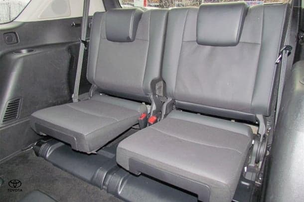 2023 Toyota Prado VX image 23