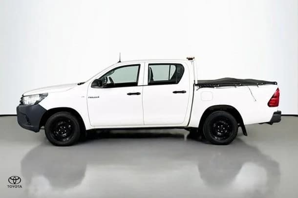 2020 Toyota Hilux Workmate image 5