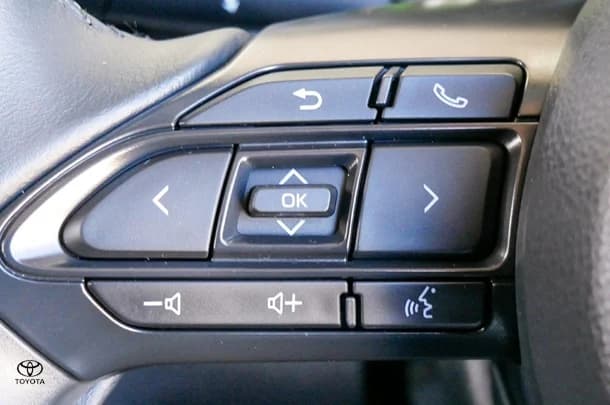 2024 Toyota Yaris Cross Hybrid GX image 12