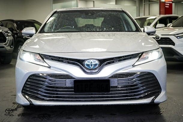 2019 Toyota Camry Hybrid Ascent image 3