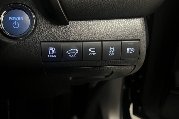 2021 Toyota Camry Hybrid SL image 20