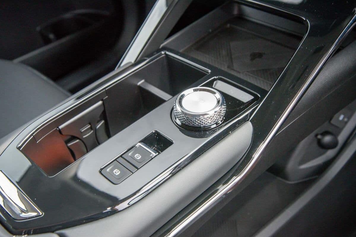 2025 GWM Haval H6 Ultra Auto image 15