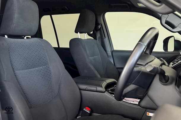 2022 Toyota Landcruiser GXL image 20
