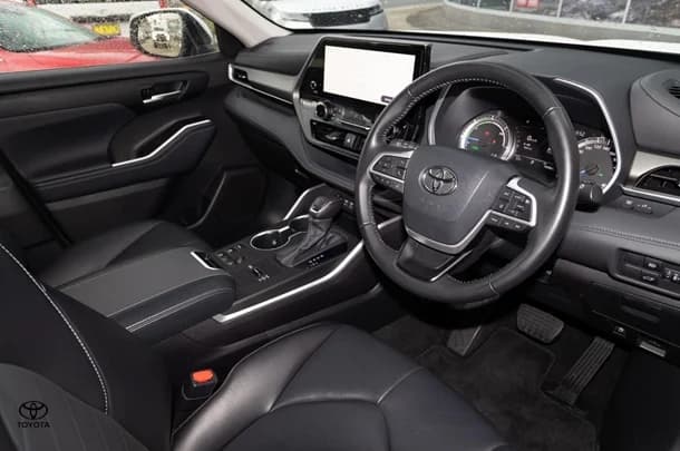 2023 Toyota Kluger Hybrid GXL AWD image 7
