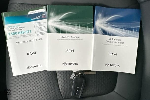 2022 Toyota RAV4 Cruiser 2WD image 5
