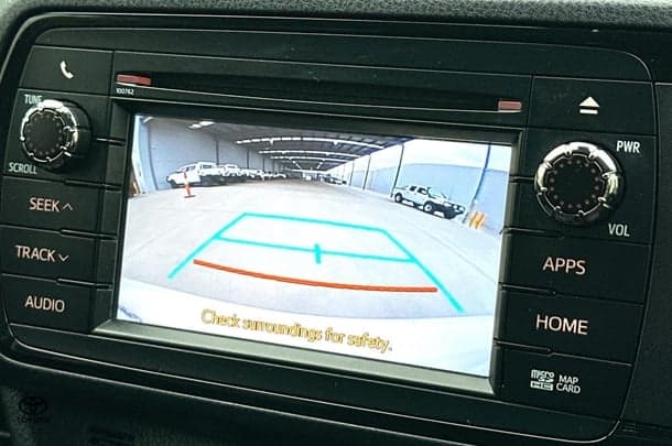2019 Toyota Yaris Ascent image 3