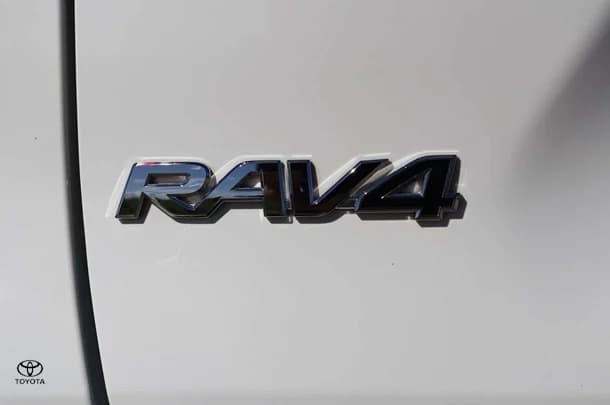 2023 Toyota RAV4 Hybrid GXL AWD image 26