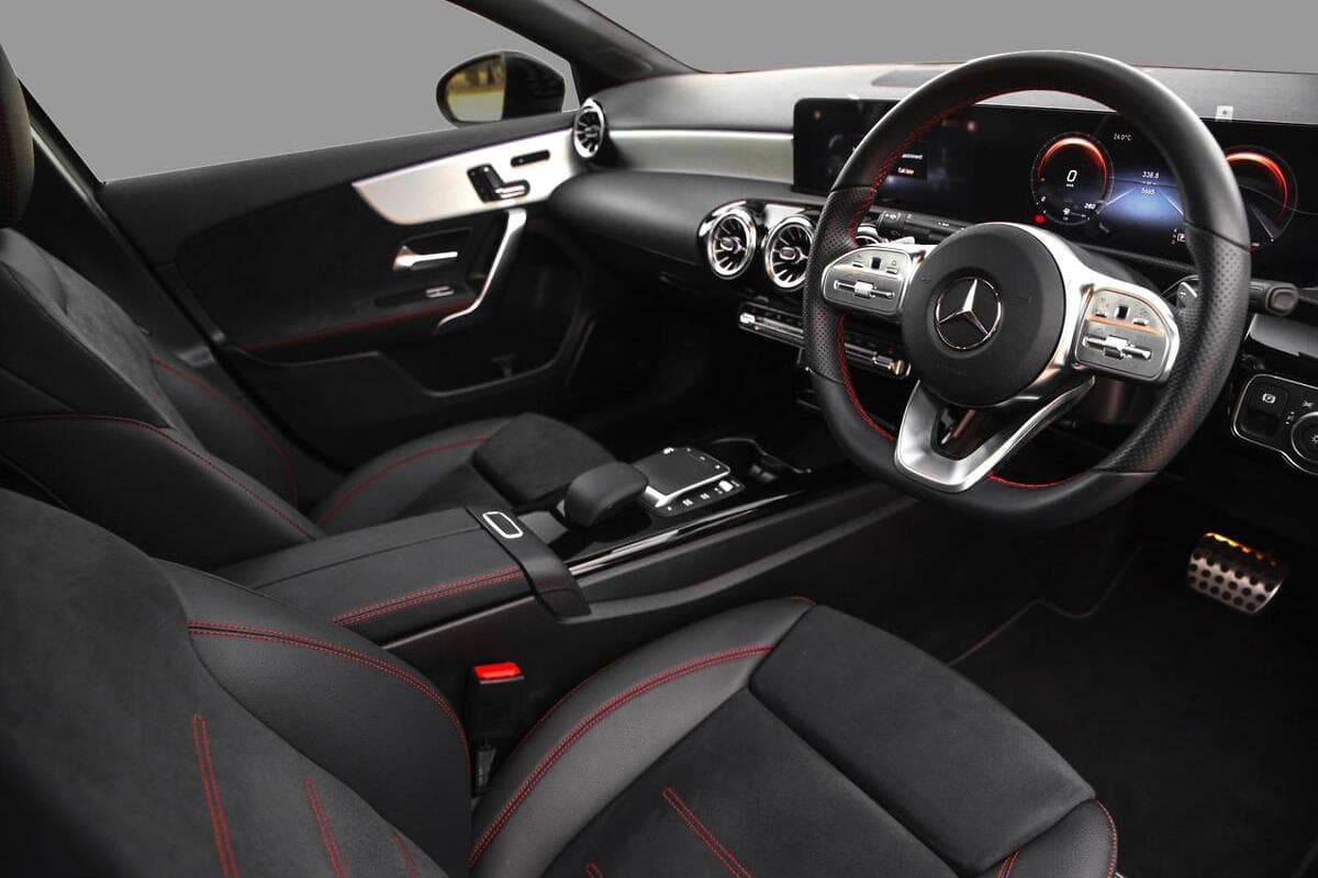 2024 Mercedes-Benz A-Class A250 Auto 4MATIC image 7