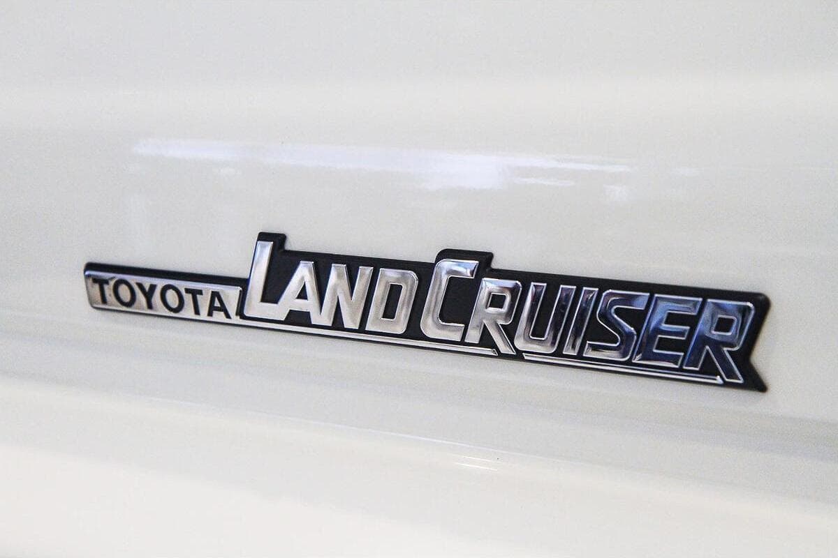 2024 Toyota Landcruiser GXL Troopcarrier Auto 4x4 image 10