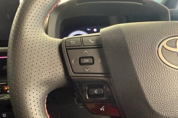 2023 Toyota C-HR Hybrid GR-S image 24