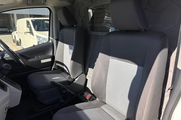 2021 Toyota HiAce LWB image 12
