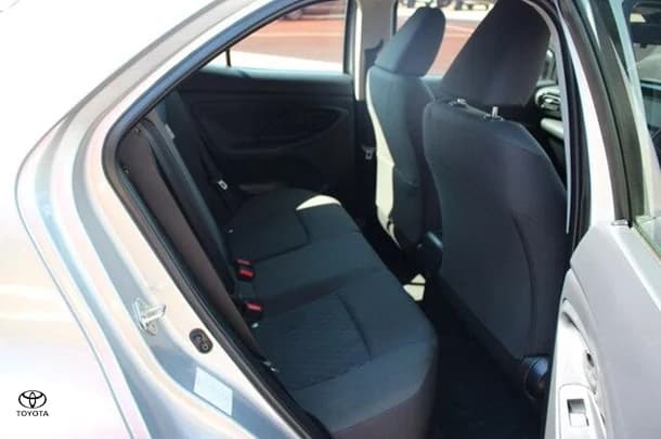 2023 Toyota Yaris Cross GX image 11