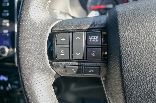 2023 Toyota HILUX GR-S image 18
