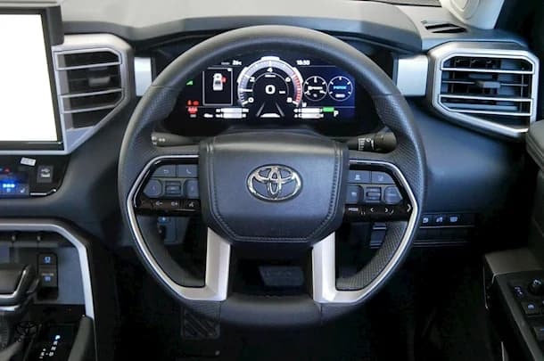 2023 Toyota Tundra Limited image 9