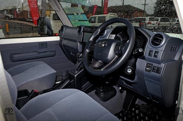 2025 Toyota LC MILITARY GXL image 7