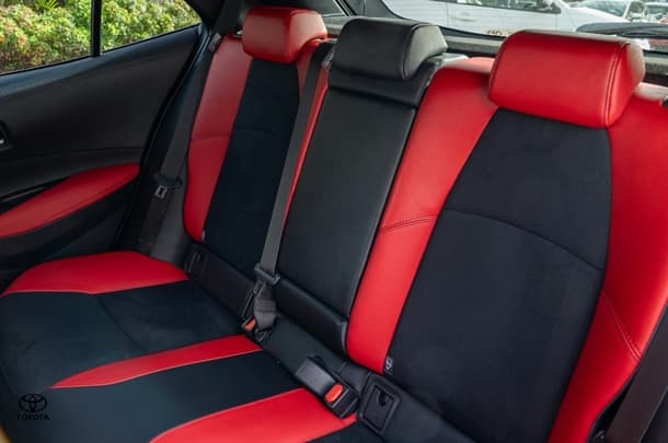 2024 TOYOTA Corolla Hatch Hybrid ZR image 10