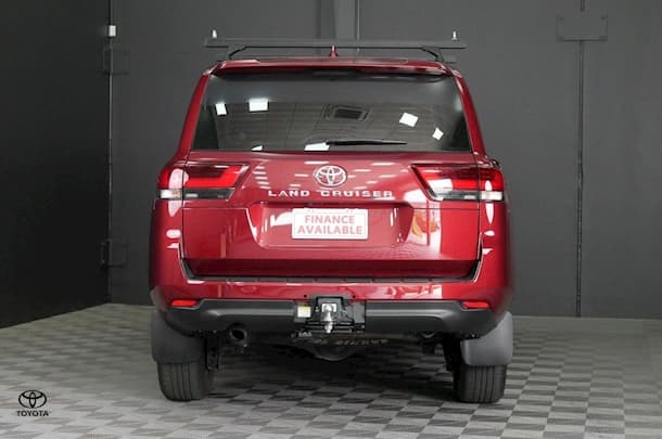2024 Toyota Landcruiser GX image 5