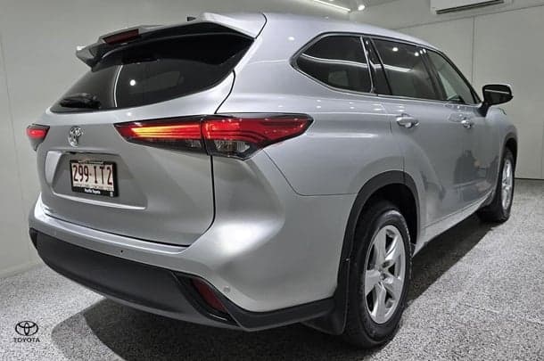2022 Toyota Kluger GX-2WD image 3