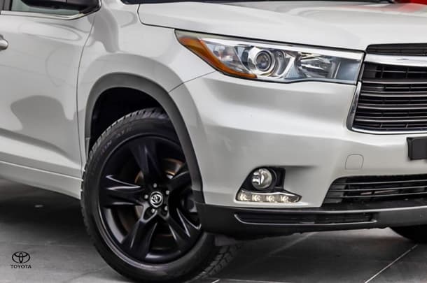 2016 Toyota KLUGER AWD GRANDE image 11