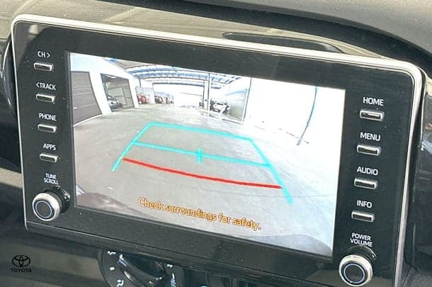2024 Toyota Hilux Workmate image 4