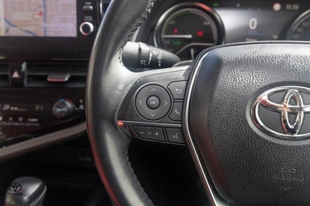 2021 Toyota Camry Hybrid SX image 11