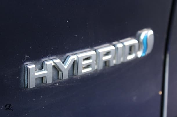 2020 Toyota RAV4 Hybrid GX-2WD image 15