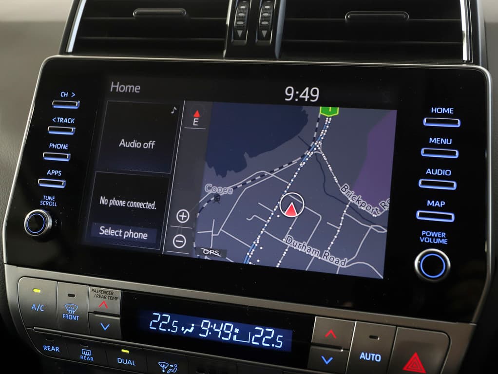 2021 Toyota Prado GXL image 13